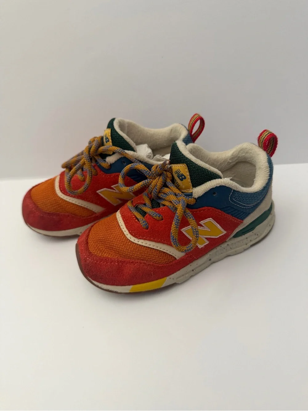 New Balance Kids 997H Orange Multi Sneakers size 10 toddler Pre-Owned